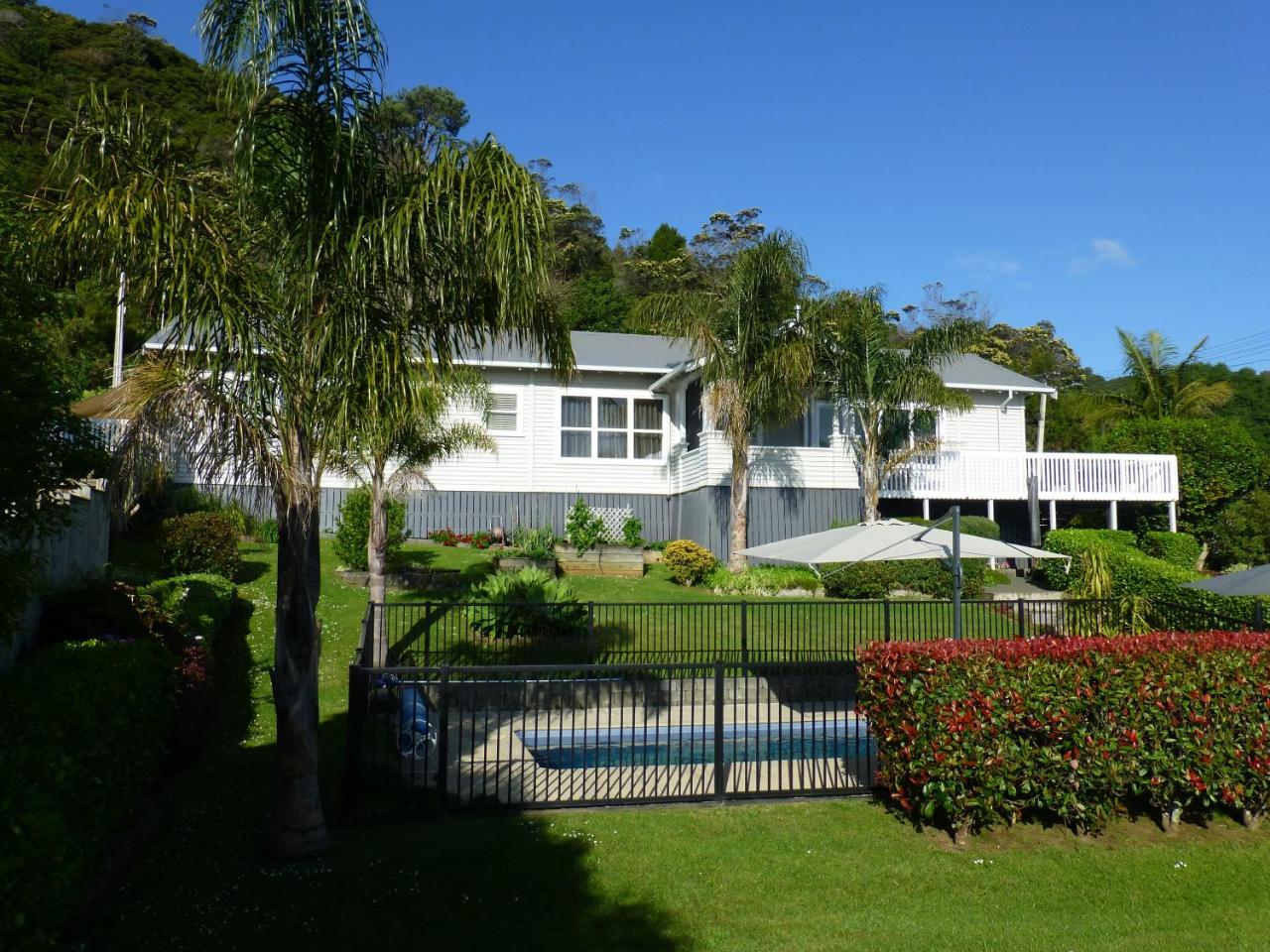 Richmond Lodge Thames Exterior foto